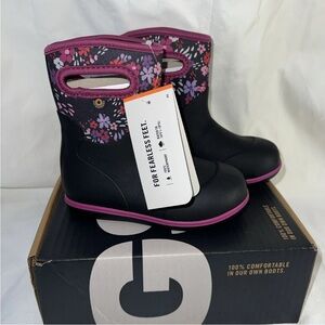 Bogs Kids Floral Rain Boots - Black and Purple